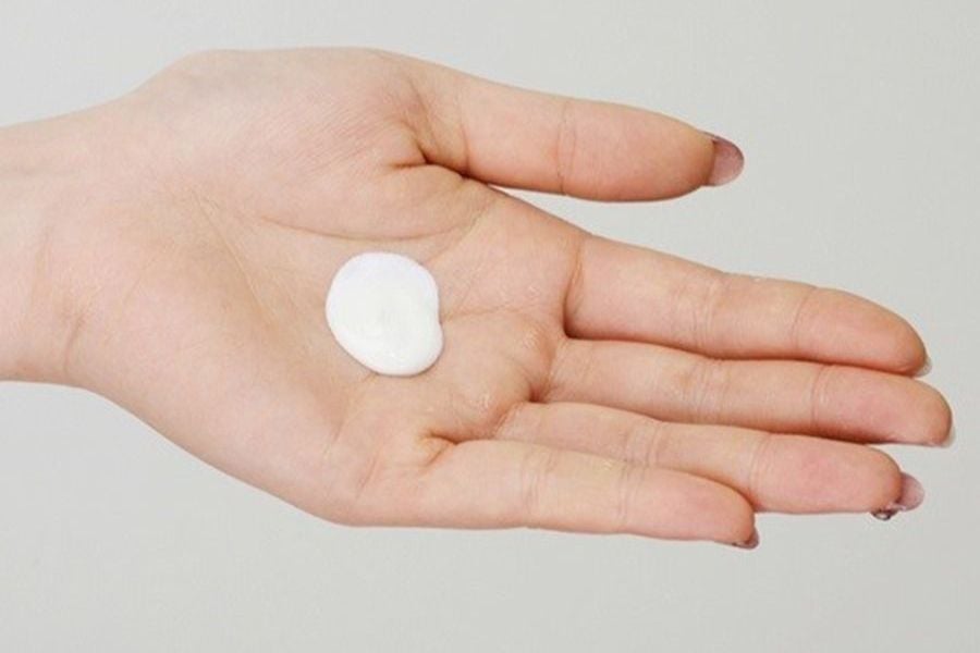 sai lầm khi dùng kem chống nắng
4 sai lầm khi sử dùng kem chống nắng
sai lầm khi bôi kem chống nắng
da mụn do kem chống nắng
dùng kem chống năng da vẫn sạm đen
da mụn sạm đen
dùng kem chống nắng sai cách
bí bách
bít tắt lỗ chân lông
